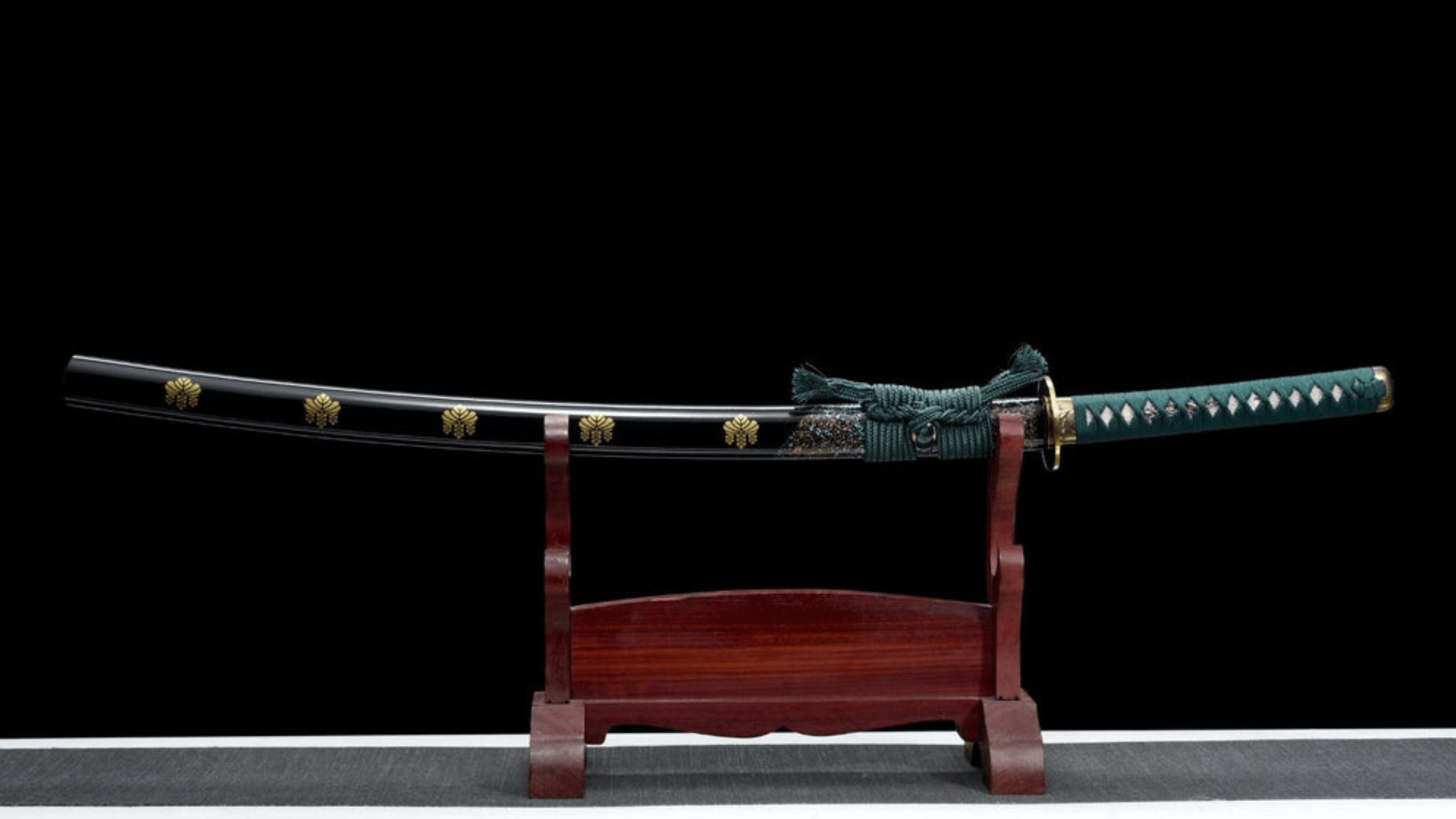 Katana Kuroōkami 黒狼 — Loup noir